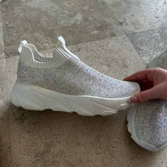 White & jewelled sneakers size women’s US 9.5 - Picture 2 of 3